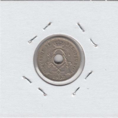 5 Centimes 1932 - Belgium - with on one peak in equilibrium